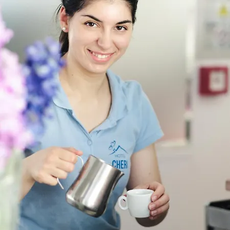 Cheri ホテル リミニ