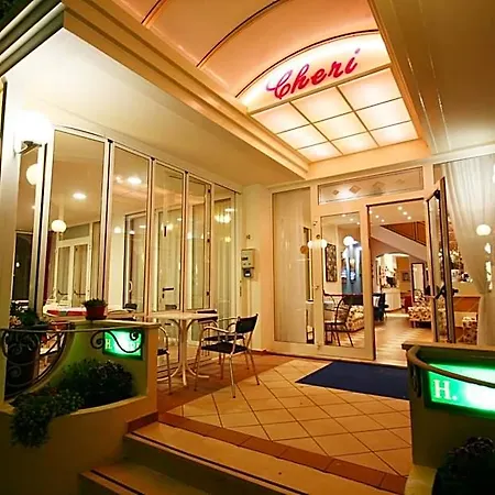 Cheri Hotel 2*