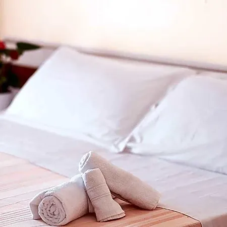 Cheri Hotel