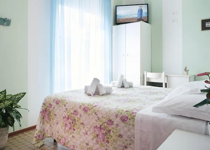 Cheri 2* רימיני