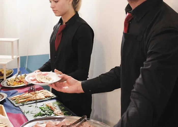 Cheri 2* רימיני