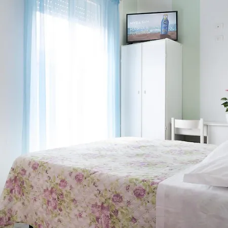 Ξενοδοχείο Cheri